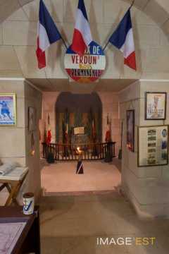 Cérémonie de la Flamme du Souvenir (Verdun)